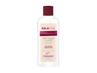 Agua micelar con arcilla