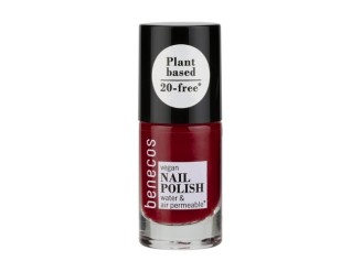 Esmalte de uñas rojo cereza