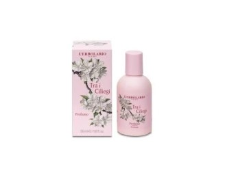 Entre cerezas perfume